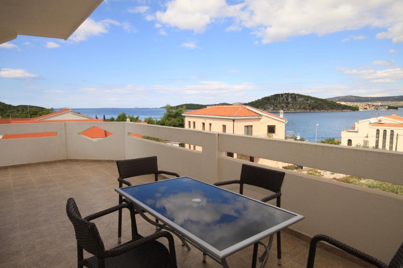 Apartments By The Sea Razanj, Rogoznica - 8361 Esterno foto